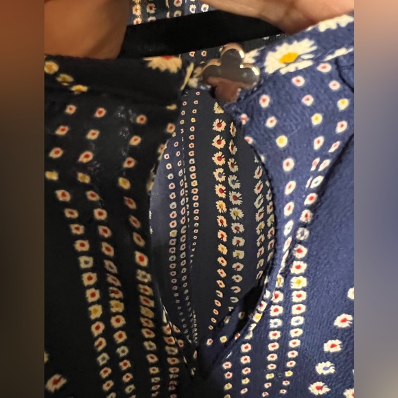 Talbot keyhole flower pattern short sleeve shirt Size L - Picture 4 of 7